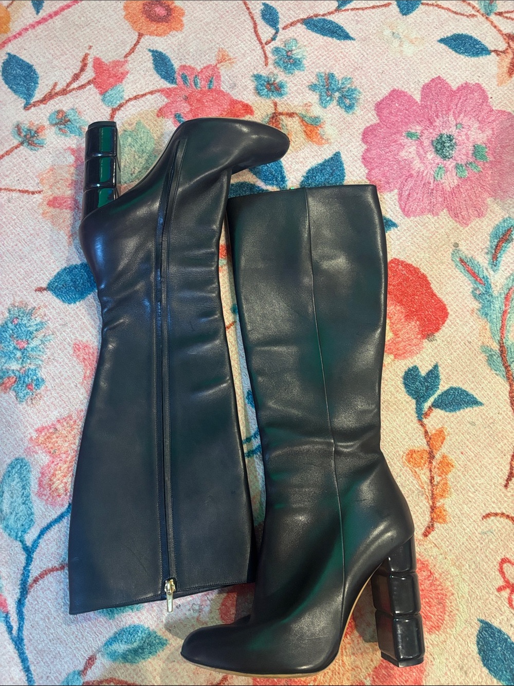 salvatore ferragamo  Knee-High Boots in Black Leather size 10